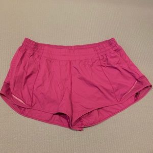 Lululemon hotty hot shorts size 12